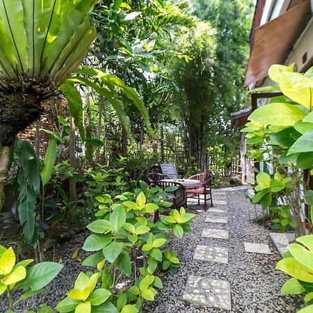 Tropical Bali Hotel Sanur Oda fotoğraf
